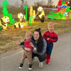 Meet your Posher, Ella